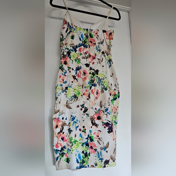 gLARE Multicolored Floral Plunging V Neck Dress - Picture 5 of 16